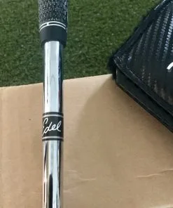 Used Right Handed Edel Workbench Custom Weld Neck 34″ Putter Steel Golf Club -Fairway Woods Soldes Magasin Edel Workbench Custom Weld Neck 34 Putter Steel Golf Club 202797502593 11
