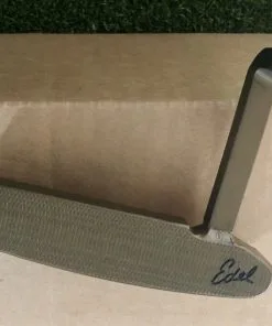 Used Right Handed Edel Workbench Custom Weld Neck 34″ Putter Steel Golf Club -Fairway Woods Soldes Magasin Edel Workbench Custom Weld Neck 34 Putter Steel Golf Club 202797502593 6