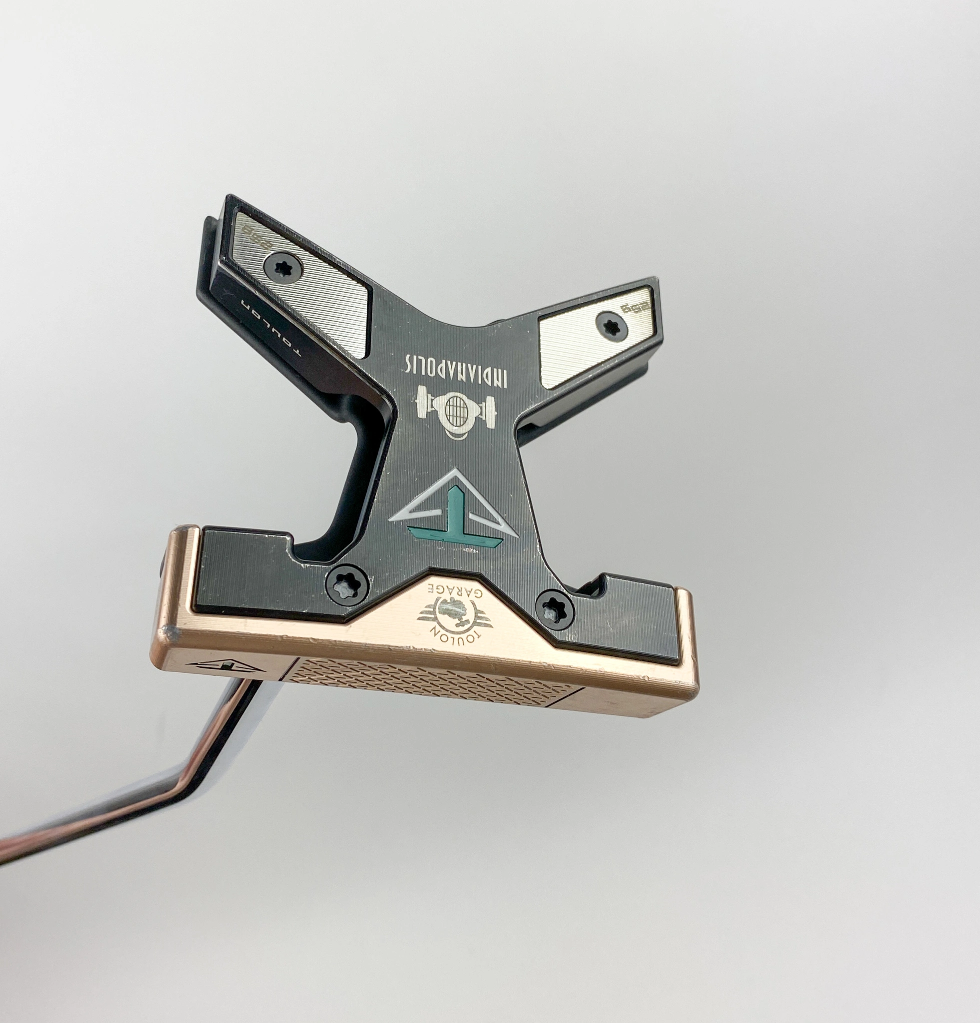Used RH Toulon Design Toulon Garage Indianapolis 35″ Putter Steel Golf Club 6 Used RH Toulon Design Toulon Garage Indianapolis 35″ Putter Steel Golf Club - Image 4