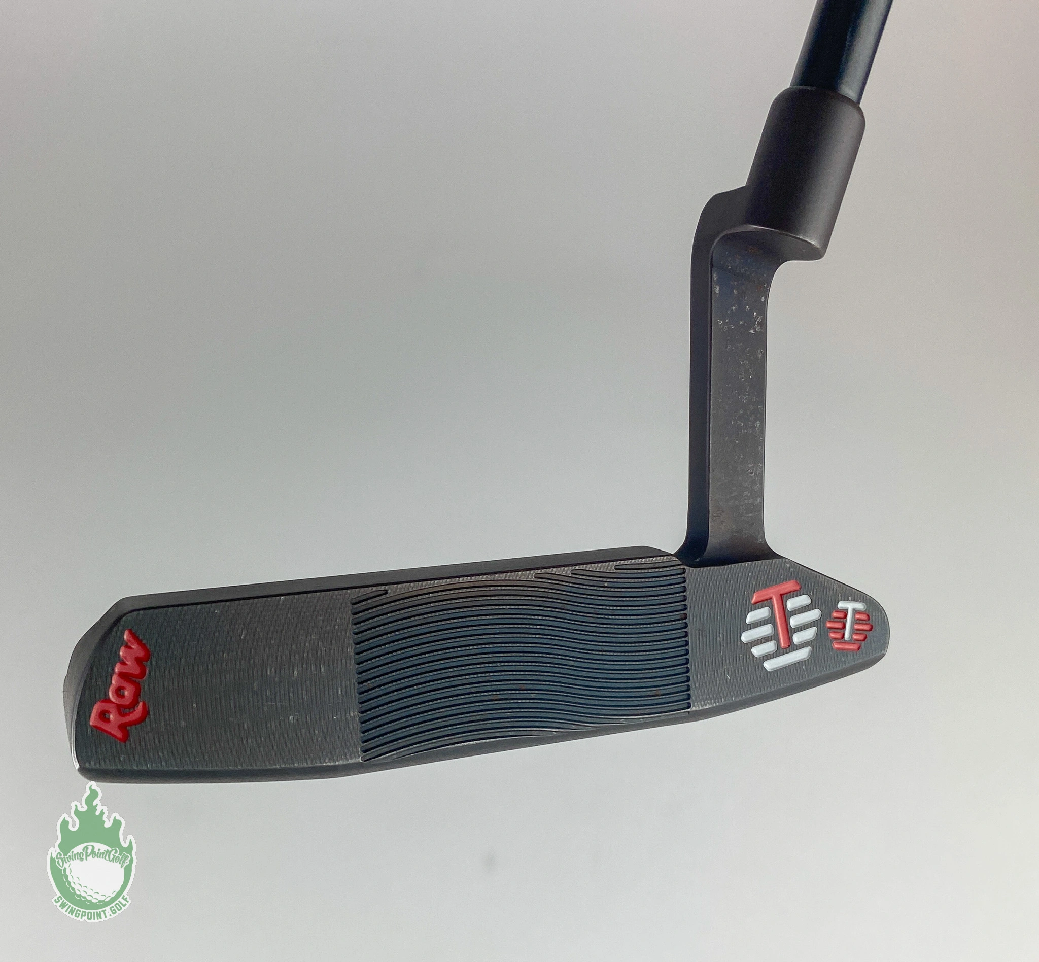 Used RH Bettinardi Raw Carbon BB8 Tri Red Kool-Aid 34″ Putter Steel Golf Club 7 Used RH Bettinardi Raw Carbon BB8 Tri Red Kool-Aid 34″ Putter Steel Golf Club - Image 5