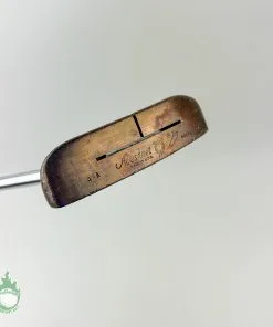 Used Right Handed Acushnet Golf Bulls Eye Wide Flange 4-A 35″ Putter Golf Club