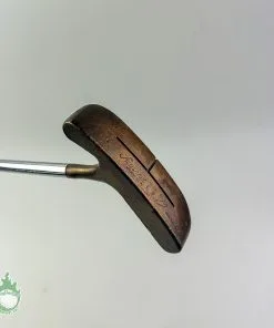 Used Right Handed Acushnet Golf Bulls Eye Wide Flange 4-A 35″ Putter Golf Club 23 Used Right Handed Acushnet Golf Bulls Eye Wide Flange 4-A 35″ Putter Golf Club -Fairway Woods Soldes Magasin IMG 6720