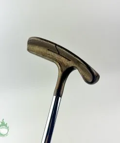 Used Right Handed Acushnet Golf Bulls Eye Wide Flange 4-A 35″ Putter Golf Club 18 Used Right Handed Acushnet Golf Bulls Eye Wide Flange 4-A 35″ Putter Golf Club -Fairway Woods Soldes Magasin IMG 6725