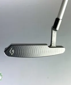 Used Right Handed AR Golf Arthur 39″ Putter LAGP TPZ One 80 Graphite Golf Club 18 Used Right Handed AR Golf Arthur 39″ Putter LAGP TPZ One 80 Graphite Golf Club -Fairway Woods Soldes Magasin IMG 8044